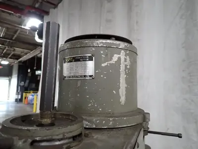 Used 1981 YEONG CHIN MACHINERY YCM Vertical Mills Ohio US | HGR 24 #1020201