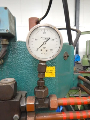 USED FUG MOBILE STRAIGHTENING PRESS 50 TON