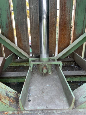 USED BALERS 48" X 30" X 48" TALL BALES