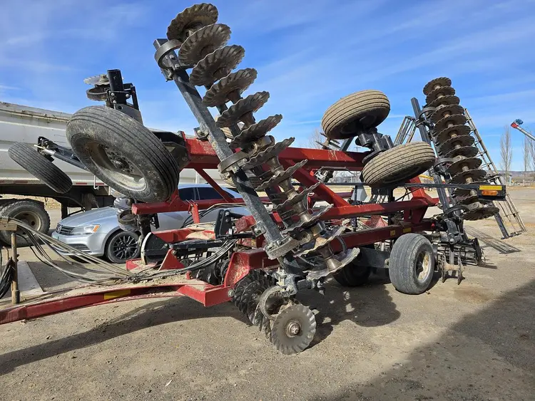 Used 2016 CASE IH 335 BARRACUDA Vertical Tillages Idaho US | Berry Machinery #910890