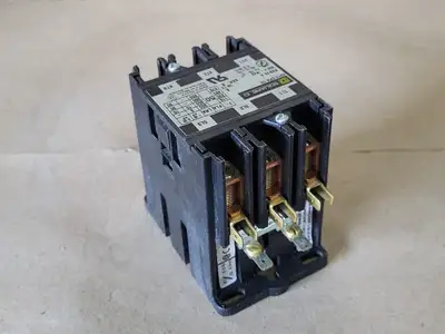 USED SQUARE D 8910DPA53