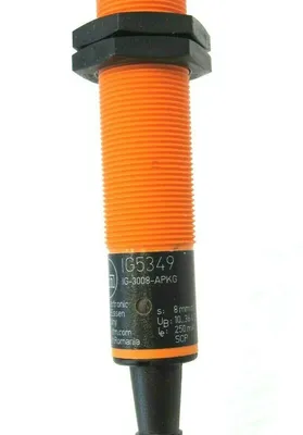 NEW EFECTOR IG-3008-APKG INDUCTIVE SENSOR IG5349 IG3008APKG