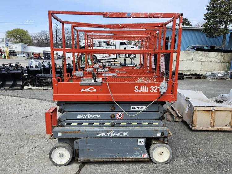 Used 2017 SKYJACK SJIII3219 Manlifts New York US | Abele Tractor #1341564