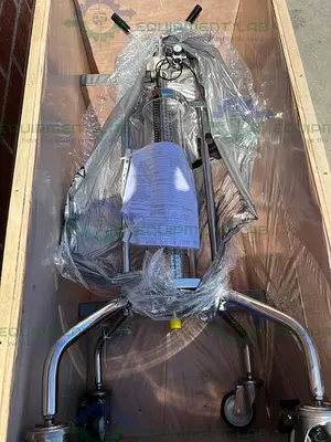USED *NEW* MILLIPORE QUIKSCALE 100/550 CHROMATOGRAPHY COLUMN 4 LITER  CAT # GA101711