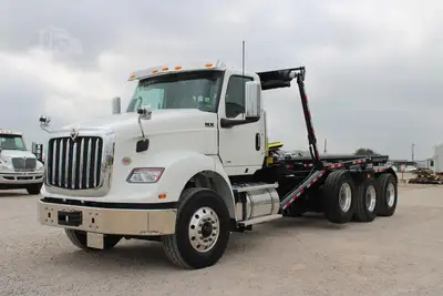 New | in-Stock 2026 INTERNATIONAL HX Rolloff Trucks Texas US | Roll Off Truck World #1491797