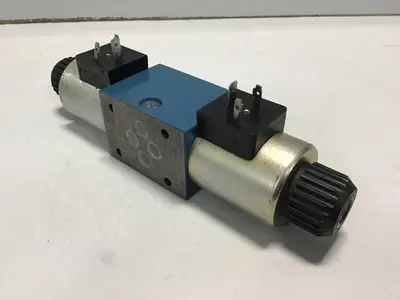 USED BOSCH 0 810 092 105