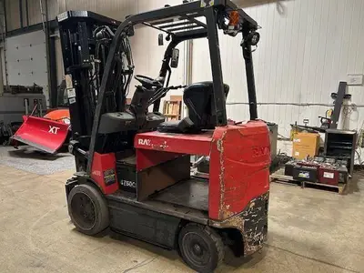 Used 2020 RAYMOND 4750C50S 4-Wheel Sit down Electric Counterbalance Forklifts Illinois US | Somerset Equipment Sales #1546135