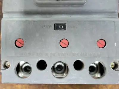 Used WESTINGHOUSE HKA3225F Switchgears British Columbia CA | Lenmark #242388