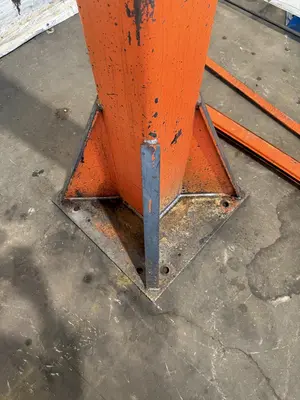 9'6" X 1/4 TON JIB CRANE. STOCK # 1004025.