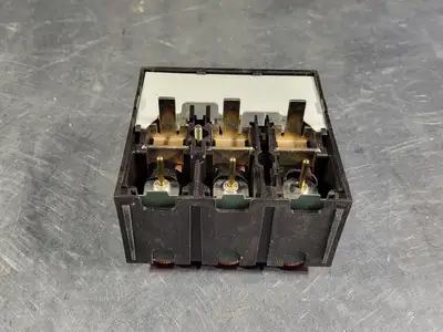 NEW MOELLER ZM6-50-320-OBI-CNA