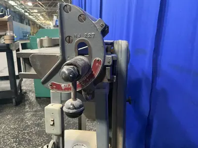 Used DELTA NJ227 Woodworking Jointers Ohio US | HGR 24 #1291894
