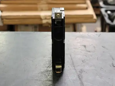USED SQUARE D QOB130