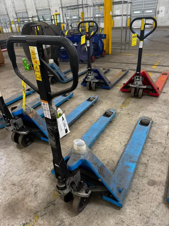 Used _UNKNOWN_ _UNKNOWN_ Pallet Jacks North Carolina US | Myron Bowling Auctioneers Inc #1543511