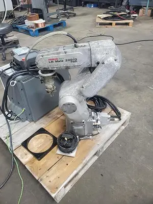 USED 2014 FANUC LR MATE 200ID/7WP