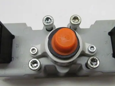 Parker H26WXBG2B9000CC 24 vdc Solenoid Valve NIB