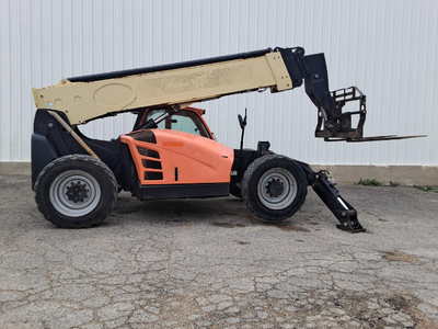 USED 2016 JLG 1255