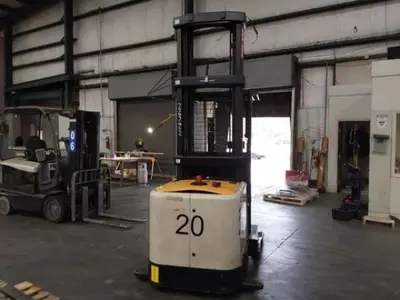 USED 2019 CROWN SP4050-30