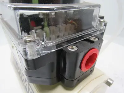 El-O-Matic ED 100/A Double Acting Pneumatic Valve Actuator W/ Actaire Controller
