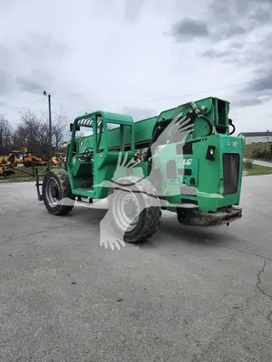 USED 2015 JLG 6042