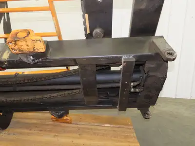 Clark S40 PowrWorker Forklift Mast 2-Stage 130" Lift 47"x 38" Carriage Class 2