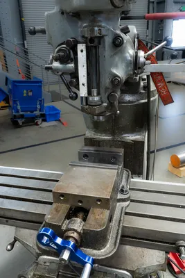 Used BRIDGEPORT SERIES 1 Vertical Mills Illinois US | Lion Machinery #1316978