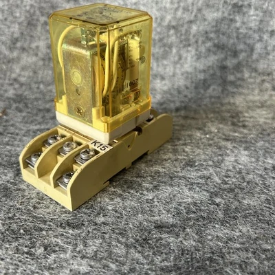 Used IDEC RR3-PAU Relays & Switches California US | Davliegogo LLC #1725417