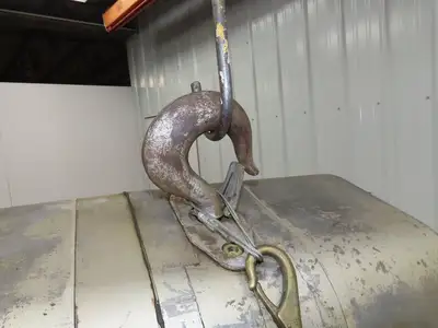 CM Lodestar RR Electric Chain Hoist 2 Ton 16 FPM 27' Lift  575 Volt 3PH