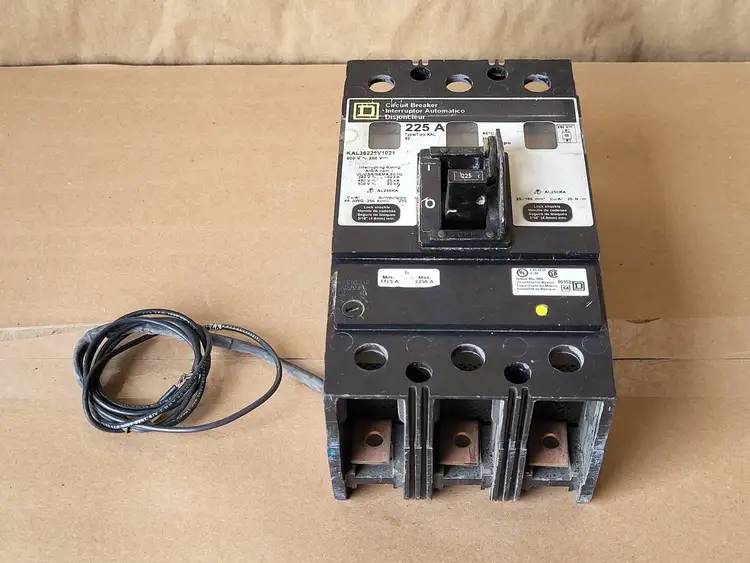 Used SQUARE D KAL36225V1021 Switchgears British Columbia CA | Lenmark #239135