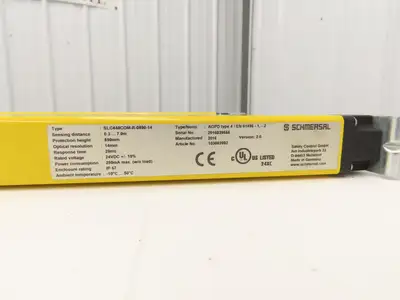 Schmersal SLC440COM-ER-0890-14 Safety Light Curtain Transmitter & Receiver Set