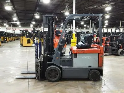 USED 2009 TOYOTA 7FBCU30
