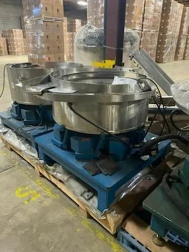 Used 1900 FCA LVF-360-S VIBRATORY FEEDER Processing (misc) Illinois US | Revelation Machinery #404703