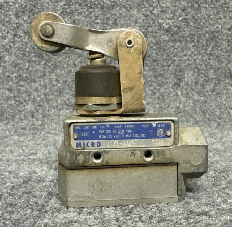 Used Micro-Switch DTE6-2RN Relays & Switches California US | Davliegogo LLC #1708235