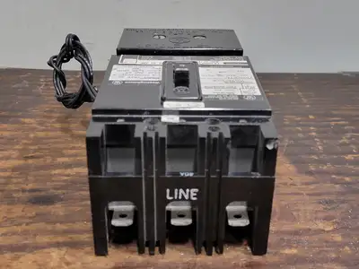 Used WESTINGHOUSE FB3040PL Switchgears British Columbia CA | Lenmark #242249