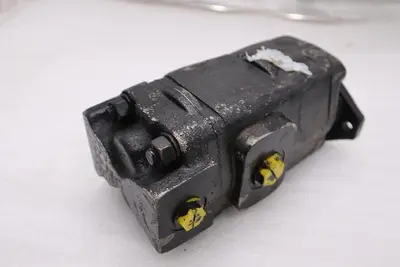 3269121137 Parker Commercial Intertech Gear Pump STOCK H1832