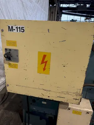 USED 1985 AMADA M-2060