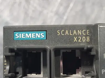 USED SIEMENS 6GK5208-0BA00-2AA3