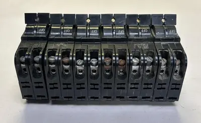 Used FEDERAL PACIFIC NC230 Miscellaneous Equipment (Electrical & Power) | Surplus Asset Holdings #1197008