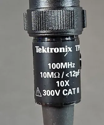 Tektronix TPP0101 Voltage Probe 100 MHz. 5E-17