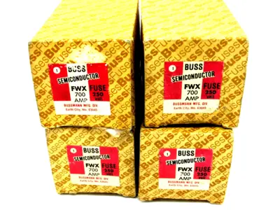 NEW LOT OF 4 BUSSMANN FWX-700 SEMICONDUCTOR FUSES 700AMP FWX700