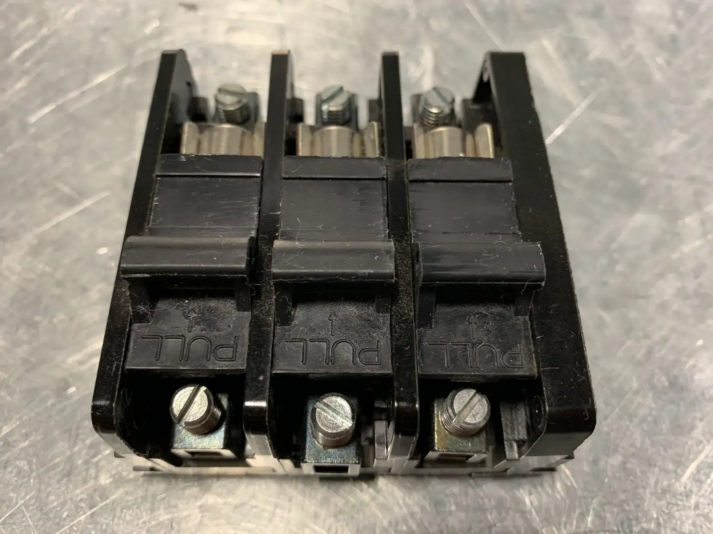 30 Amp FUSE HOLDER SWITCH BLOCK