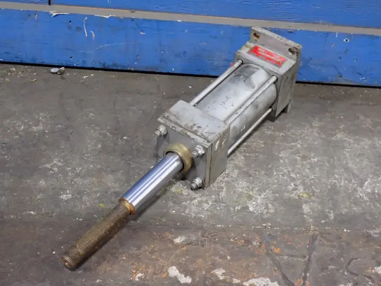 Used MILWAUKEE CYLINDER D5213121S1 Cylinders | HGR 24 #731251