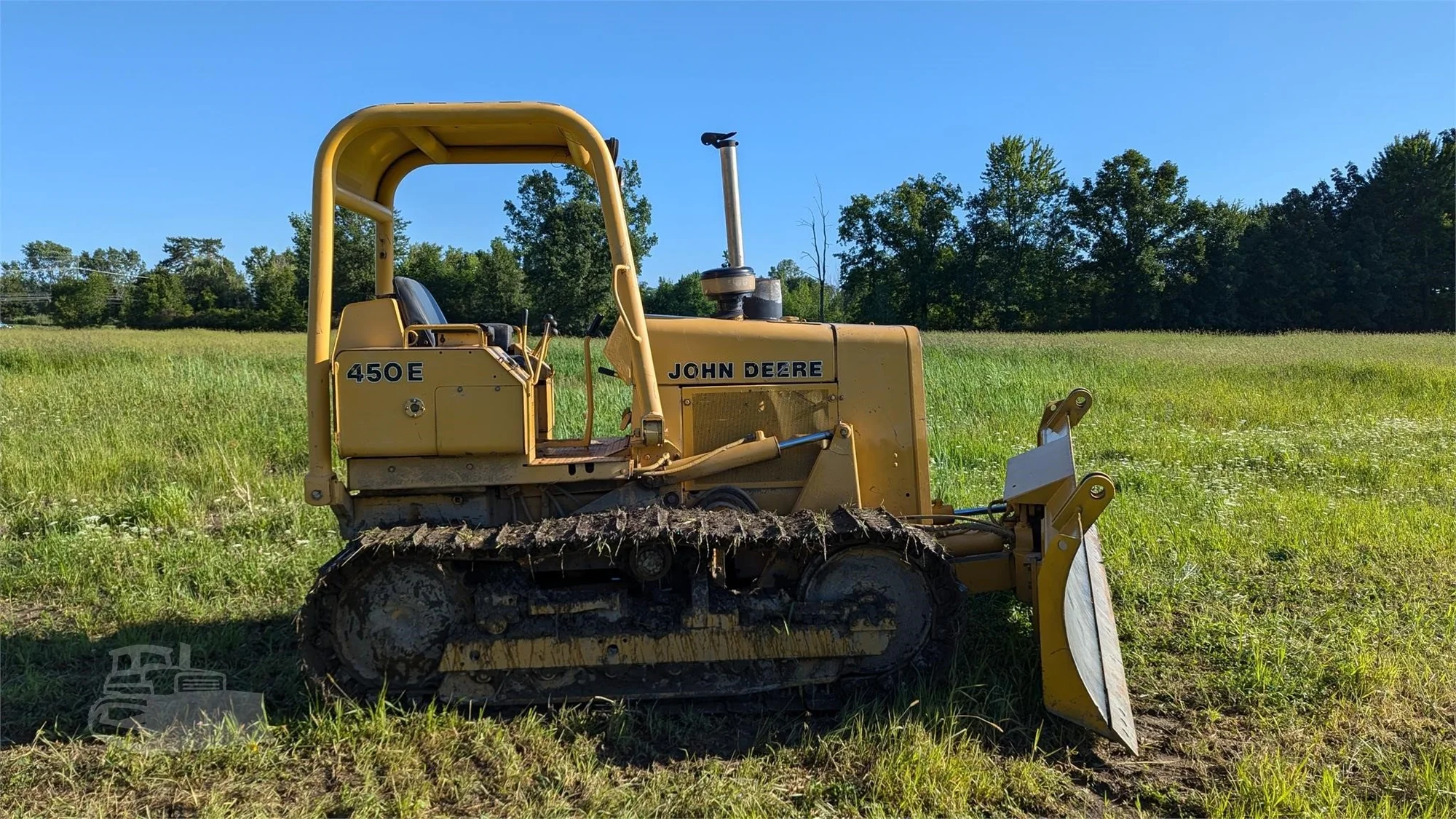 USED 1985 DEERE 450E