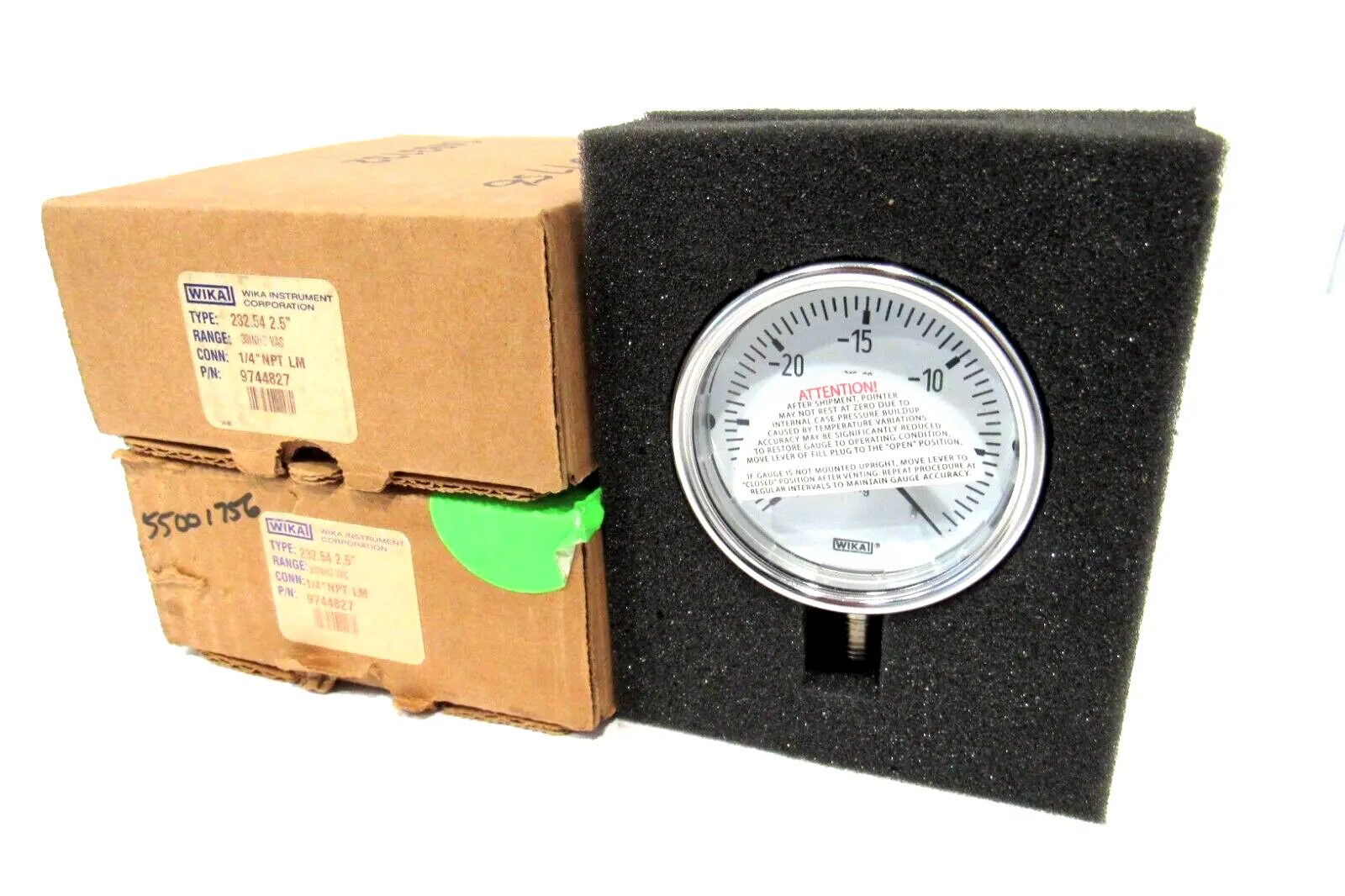LOT OF 2 NEW WIKA 9744827 PRESSURE GAUGE 30INHG VAC 1/4"