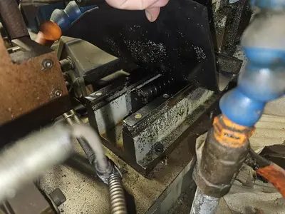 USED 1997 UNIVERSAL AUTOMATIC MACHINE 5.5