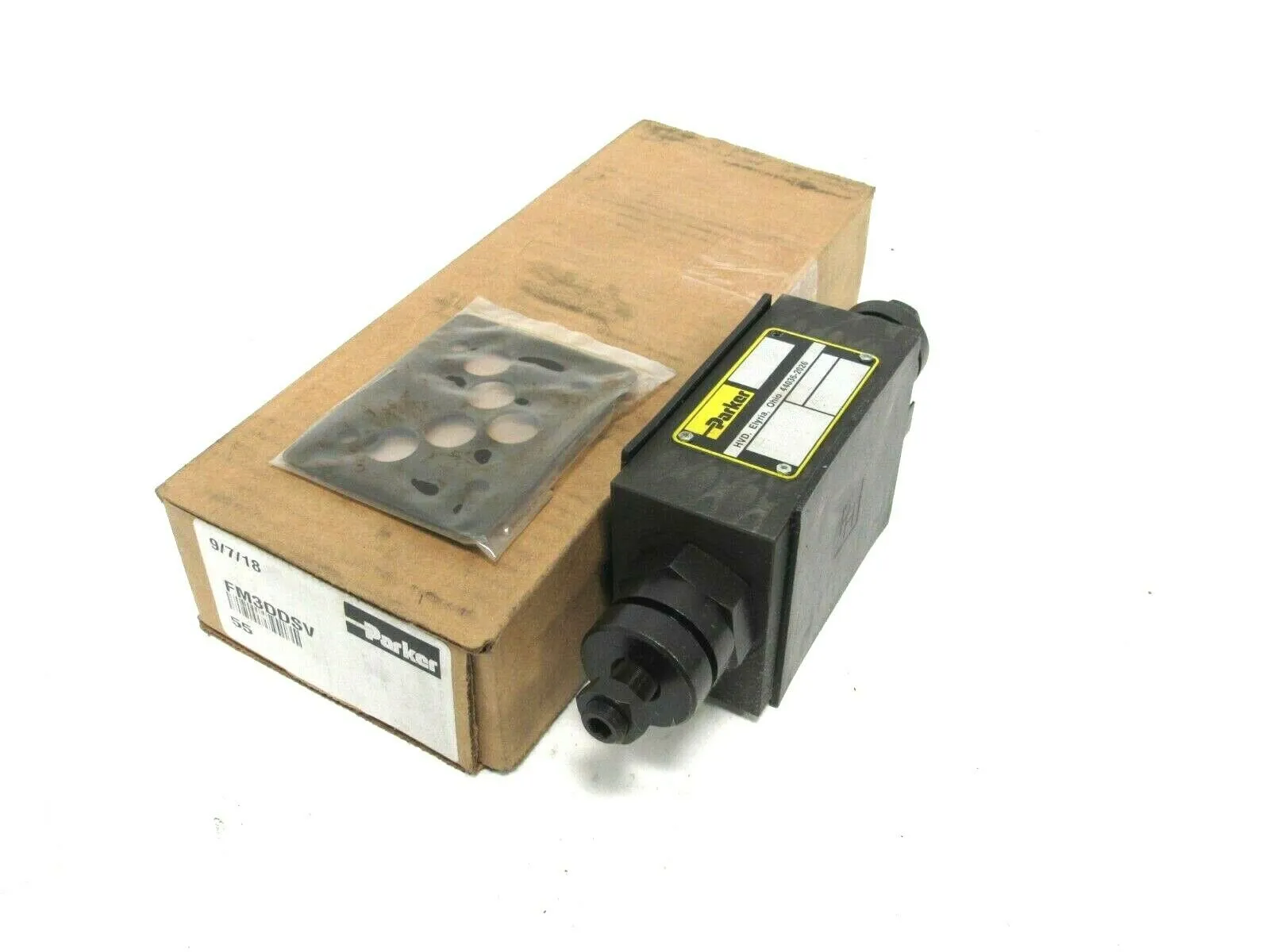 NEW PARKER FM3DDSV-55 HYDRAULIC VALVE FM3DDSV55