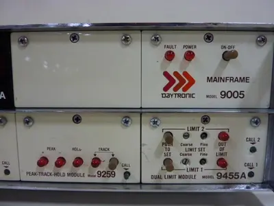 USED DAYTRONIC 9005