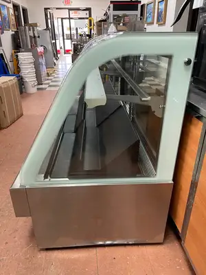 Used Spartan Used Spartan BCB72 Curved Glass Refrigerated Deli Display Case 120V Display Refrigerators Illinois US | Falcon Restaurant Supply #1376399