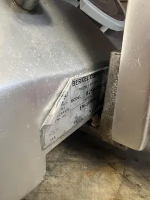 USED BERKEL 825A-PLUS