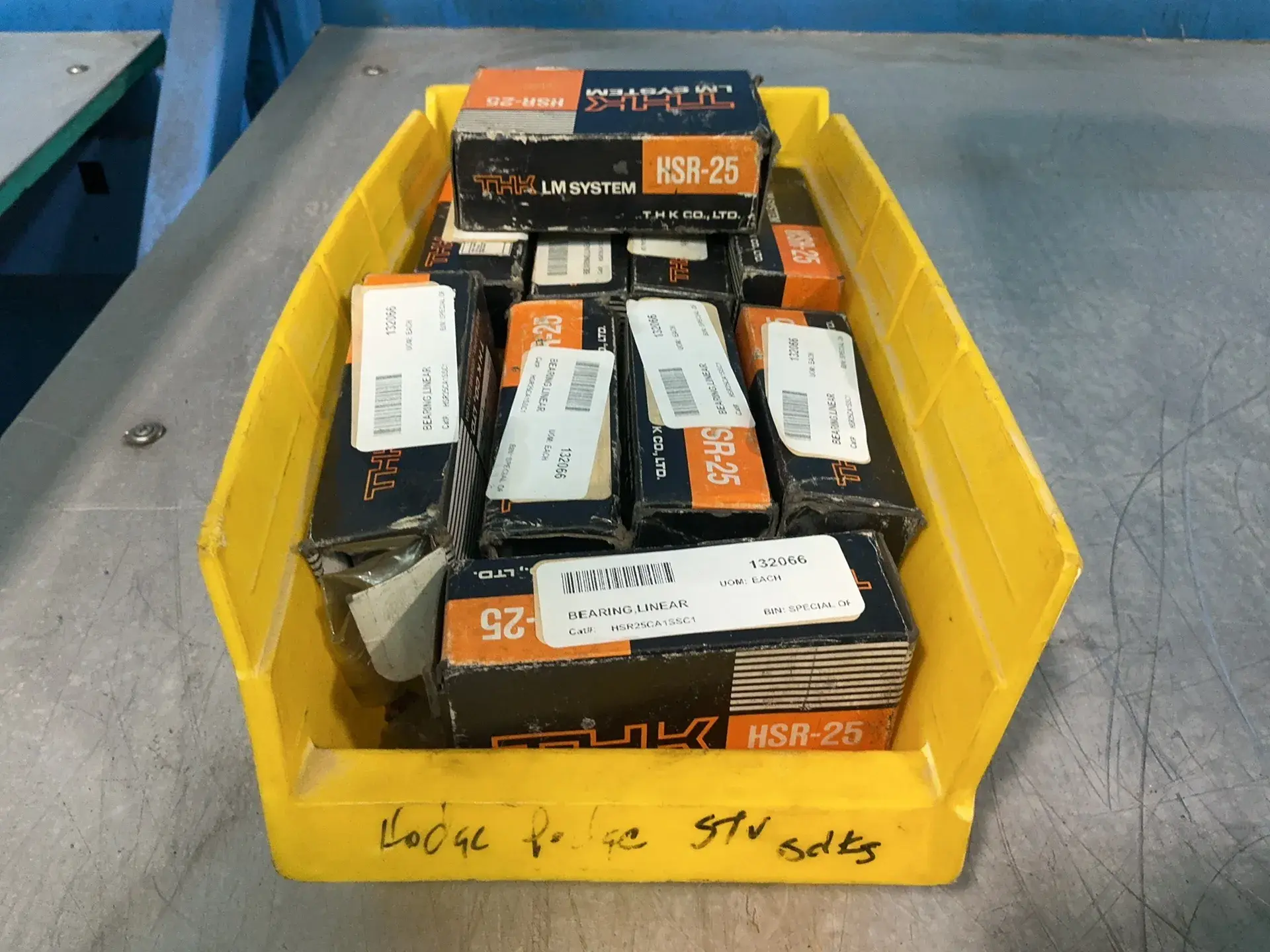 Used THK HSR25 Tooling & Accessories (Other) Ohio US | HGR 24 #1503675