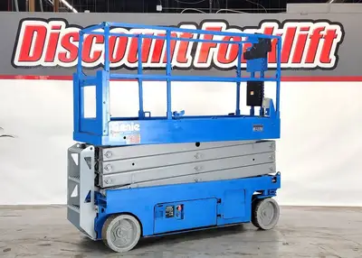 USED 2013 GENIE GS-2632
